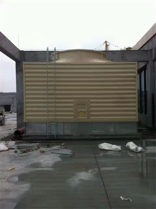 鼓風(fēng)冷卻塔工作原理